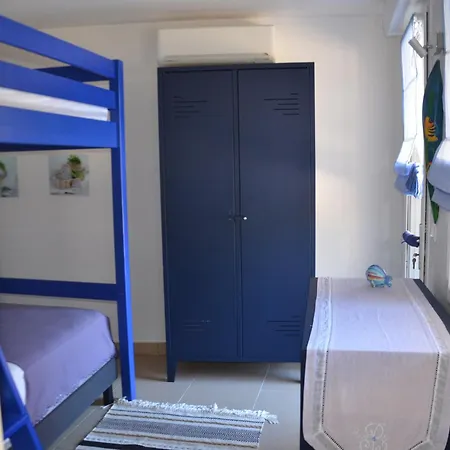 Apartman House With Your Feet In The Water, Between Forest And - Agay